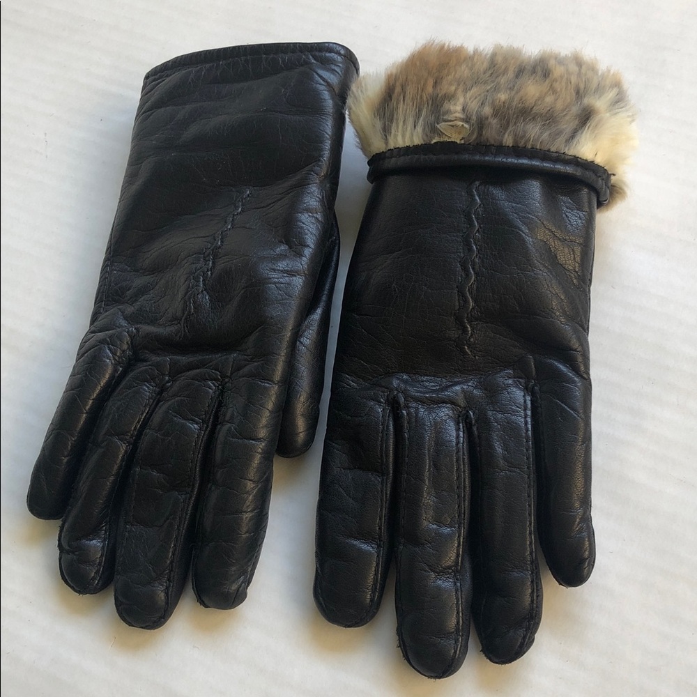 Vintage Fur-lined Black Leather Womenโs Gloves S-M